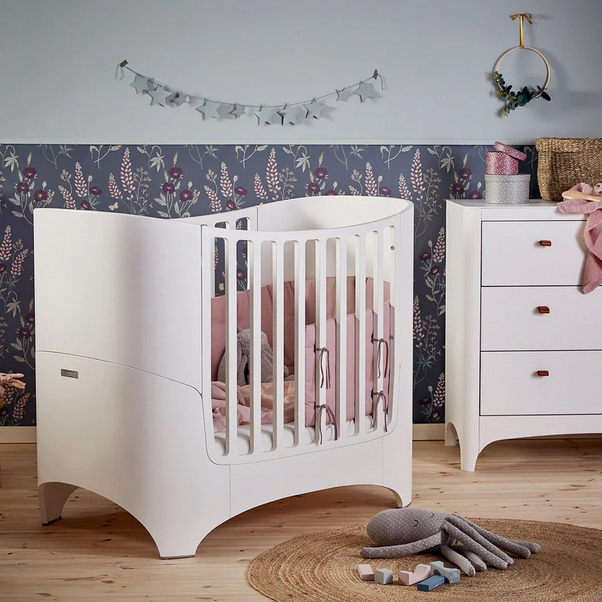 Bed classic cot 0-3yrs