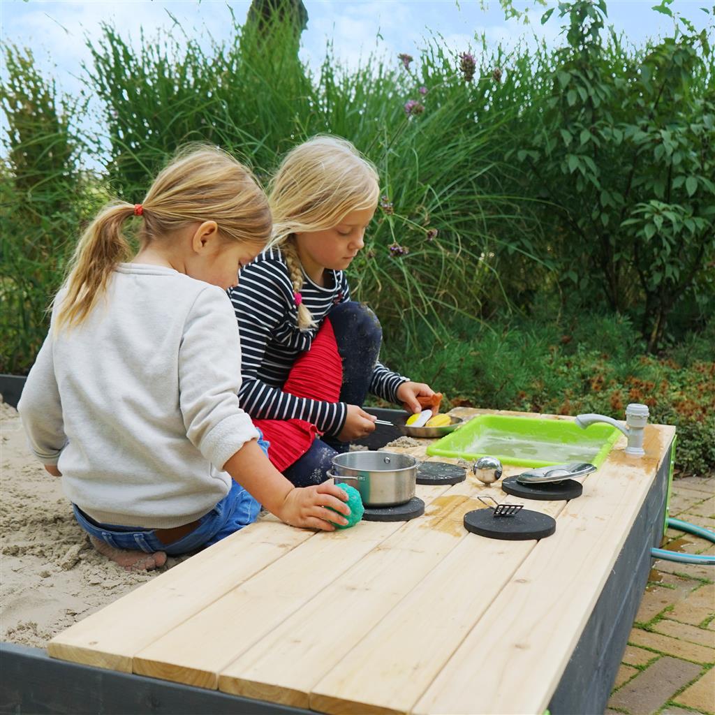 *Houten zandbak (140x200cm)