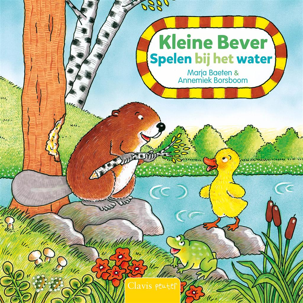 Kleine bever spelen bij het water