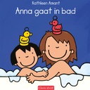 Anna gaat in bad