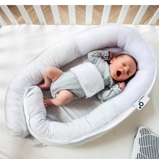 Babynest cocoon chine white